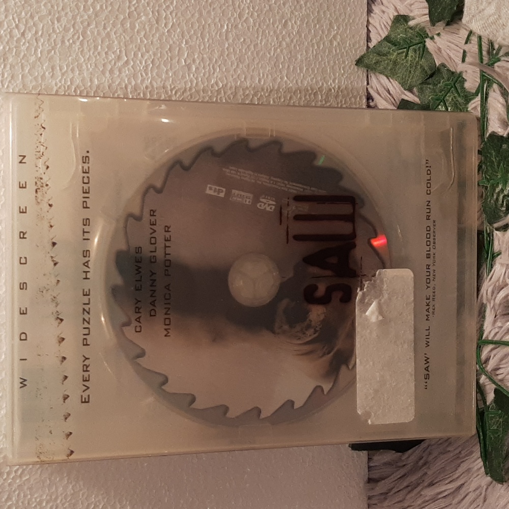 Saw DVD